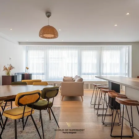 Rock & Roll Chic Near Apartamento Ostende