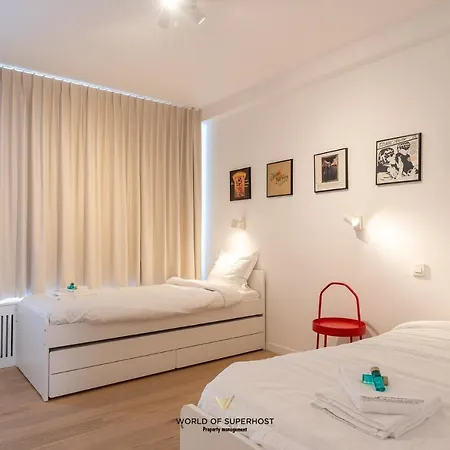 Rock & Roll Chic Near Oostende