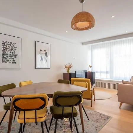 Rock & Roll Chic Near Apartment Ostend