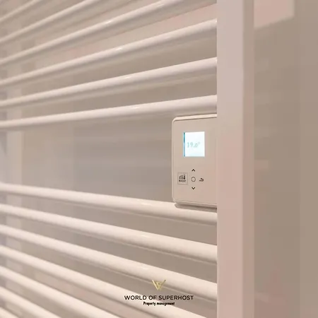 Rock & Roll Chic Near Ostende