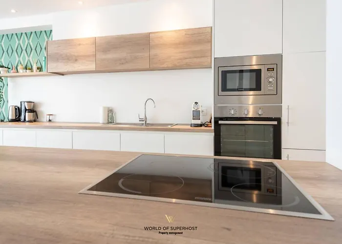 Rock & Roll Chic Near Ostend