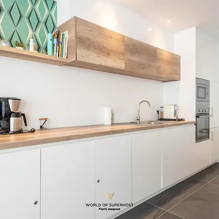 Rock & Roll Chic Near 아파트 *